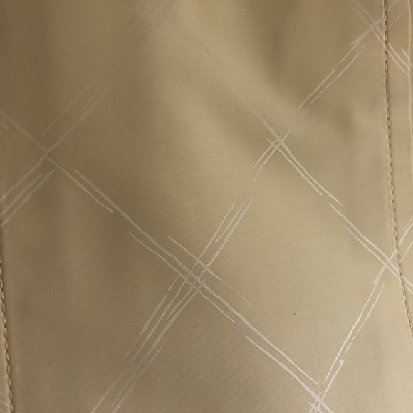 Vera Bradley Rectangular Pale Yellow Adjustable Strap Purse - Picture 12 of 16